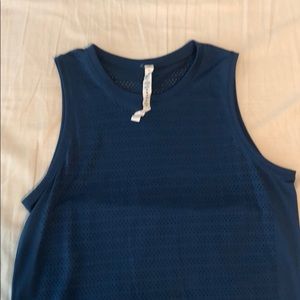 Lululemon Breeze Muscle Tank size 10 cerulean blue